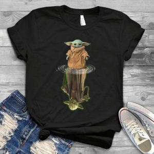 For Baby Yoda And Master Yoda Reflection Staar Warrs Tee – For Mandalorian Yoda Baby Water Reflection Old Yoda Handmade Shirt