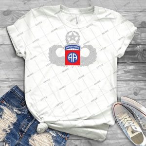 82nd Airborne Master Jump Wings 98 - Vintage Men's Shirt Tshirt For Women Classic Handmade Shirt Retro Graphic Tee
