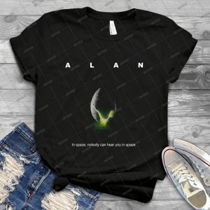 Alien Alan Bootleg Meme - Gift Idea Shirt For Men Tee For Women Classic Retro Vintage Graphic T-Shirt