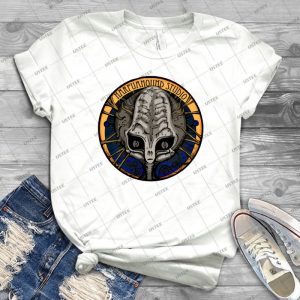 Alien Harpuahound Studio Logo - Gift Idea Shirt For Men Tee For Women Classic Retro Vintage Graphic T-Shirt