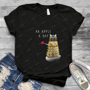 An Apple A Day Keeps The Doctor Away 69 - Best Unisex Trending Handmade T-shirt Gift Idea For Men T-shirt For Woman