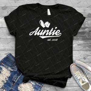 Auntie Established 2018 Two Hearts Gift For Aunt - Best Unisex Trending Handmade T-shirt Gift Idea For Men T-shirt For Woman