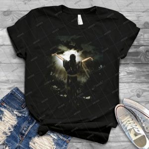 Awaiting The Storm - Trending Shirt For Women Vintage Retro Tee For Men Kid's T-Shirt Handmade Shirt