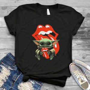 Baby Yoda Hug Rolling Stones Shirt - For Yoda Baby In Starr Warrs And Rolling Stones Logo Handmade Shirt