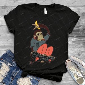 Banana Grab 48 - Vintage Mens Shirt Tshirt For Women Classic Handmade Shirt Retro Graphic Tee
