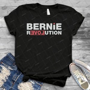 Bernie T Shirt - Best Unisex Trending Handmade T-shirt Gift Idea For Men T-shirt For Woman