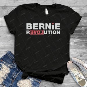 Bernie T Shirt - Gift Idea Shirt For Men Tee For Women Classic Retro Vintage Graphic T-Shirt