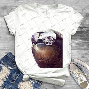 Big Money Sloth 22 - Gift Idea Shirt For Men Tee For Women Classic Retro Vintage Graphic T-Shirt