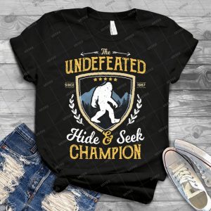 Bigfoot Undefeated Hide And Seek Champion Sasquatch T Shirt - Gift Idea Shirt For Men Tee For Women Classic Retro Vintage Graphic T-Shirt