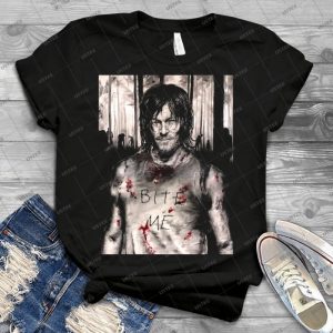 Bite Me T Shirt - Gift Idea Shirt For Men Tee For Women Classic Retro Vintage Graphic T-Shirt
