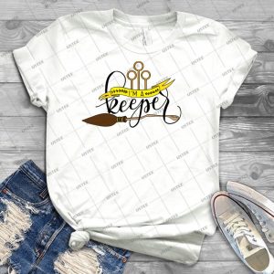 Black I M A Keeper Pun-Yellow - Gift Idea Shirt For Men Tee For Women Classic Retro Vintage Graphic T-Shirt