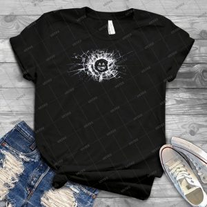 Black Mirror - Glass Smiley - White 24 - Best Unisex Trending Handmade T-shirt Gift Idea For Men T-shirt For Woman