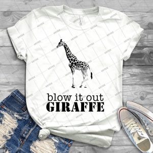 Blow It Out Giraffe 50 - Best Unisex Trending Handmade T-shirt Gift Idea For Men T-shirt For Woman