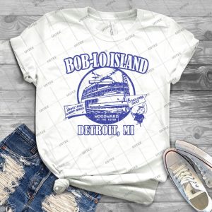 Boblo Island Detroit Mi - Vintage Distressed Look - - Gift Idea Shirt For Men Tee For Women Classic Retro Vintage Graphic T-Shirt