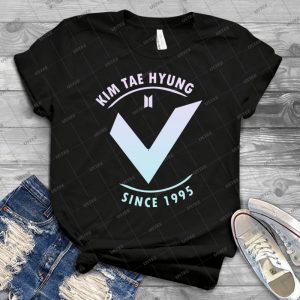 Bts V T Shirt - Gift Idea Shirt For Men Tee For Women Classic Retro Vintage Graphic T-Shirt