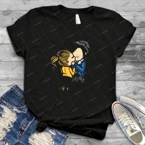Bughead Kiss 84 - Best Unisex Trending Handmade T-shirt Gift Idea For Men T-shirt For Woman