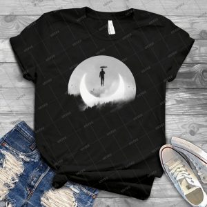 Chasing The Light - Best Unisex Trending Handmade T-shirt Gift Idea For Men T-shirt For Woman