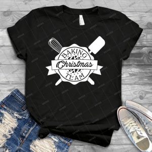 Christmas Baking Team - Gift Idea Shirt For Men Tee For Women Classic Retro Vintage Graphic T-Shirt