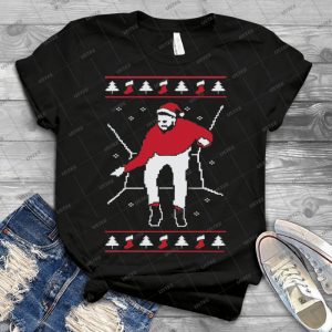 Christmas Hotline Bling - Gift Idea Shirt For Men Tee For Women Classic Retro Vintage Graphic T-Shirt