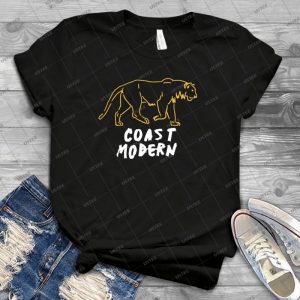 Coast Modern Animals - Gift Idea Shirt For Men Tee For Women Classic Retro Vintage Graphic T-Shirt