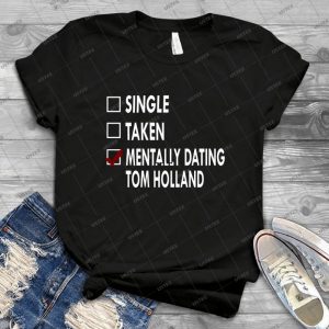 Dating Tom Holland - Gift Idea Shirt For Men Tee For Women Classic Retro Vintage Graphic T-Shirt