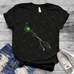 Daughter Of The Village Chief Keyblade - Gift Idea Shirt For Men Tee For Women Classic Retro Vintage Graphic T-Shirt