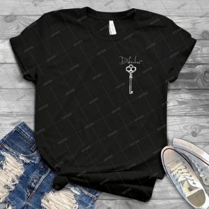 Defeater Key 36 - Vintage Mens Shirt Tshirt For Women Classic Handmade Shirt Retro Graphic Tee