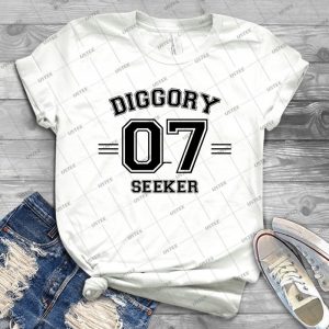 Diggory-Seeker - Gift Idea Shirt For Men Tee For Women Classic Retro Vintage Graphic T-Shirt