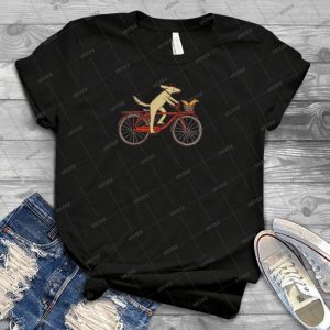 Dog  Squirrel Are Friends 37 - Vintage Mens Shirt Tshirt For Women Classic Handmade Shirt Retro Graphic Tee