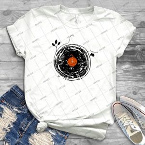 Enchanting Vinyl Records Vintage - Gift Idea Shirt For Men Tee For Women Classic Retro Vintage Graphic T-Shirt