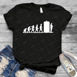 Evolution Doctor 71 - Vintage Men's Shirt Tshirt For Women Classic Handmade Shirt Retro Graphic Tee