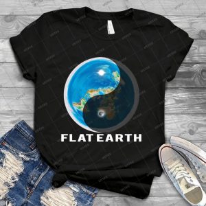 Flat Earth Yin And Yang - Best Unisex Trending Handmade T-shirt Gift Idea For Men T-shirt For Woman