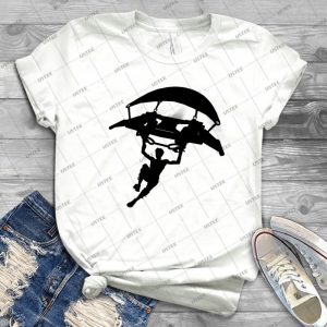 Fortnite Battle Royale Glider - Gift Idea Shirt For Men Tee For Women Classic Retro Vintage Graphic T-Shirt