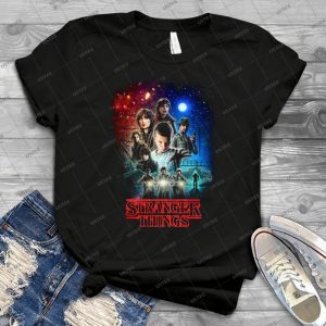 Fremde Dinge - Gift Idea Shirt For Men Tee For Women Classic Retro Vintage Graphic T-Shirt