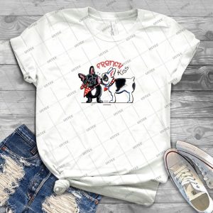 French Kiss type 52 - Gift Idea Shirt For Men Tee For Women Classic Retro Vintage Graphic T-Shirt