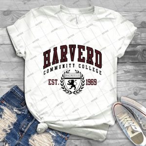 Gag Gift-Harverd Community College - Vintage Men's Shirt Tshirt For Women Classic Handmade Shirt Retro Graphic Tee