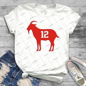 Goat Tom Brady - Gift Idea Shirt For Men Tee For Women Classic Retro Vintage Graphic T-Shirt