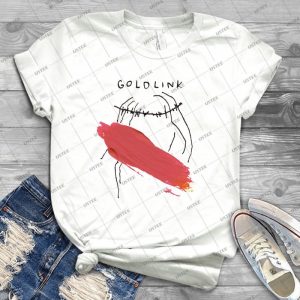 Goldlink 82 - Gift Idea Shirt For Men Tee For Women Classic Retro Vintage Graphic T-Shirt