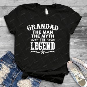 Grandad The Man The Myth The Legend - Gift Idea Shirt For Men Tee For Women Classic Retro Vintage Graphic T-Shirt