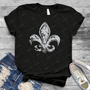 Grunge Fleur De Lis 66 - Gift Idea Shirt For Men Tee For Women Classic Retro Vintage Graphic T-Shirt