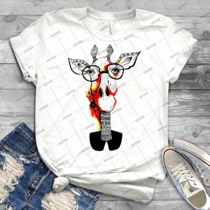 Hipster Giraffe Is Hipster - Vintage Men's Shirt Tshirt For Women Classic Handmade Shirt Retro Graphic Tee