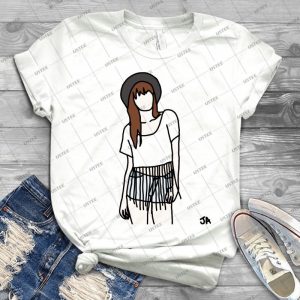 Hipster Girl - Gift Idea Shirt For Men Tee For Women Classic Retro Vintage Graphic T-Shirt