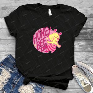 Honey Bee Inn 53 - Gift Idea Shirt For Men Tee For Women Classic Retro Vintage Graphic T-Shirt