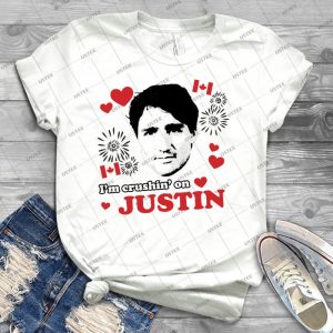 I M Crushin On Justin Trudeau - Best Unisex Trending Handmade T-shirt Gift Idea For Men T-shirt For Woman