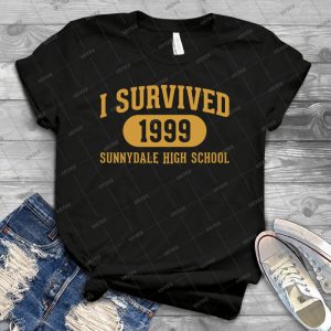 I Survived Sunnydale High - Gift Idea Shirt For Men Tee For Women Classic Retro Vintage Graphic T-Shirt