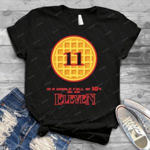 In A World Full Of 10 S Be An Eleven - Gift Idea Shirt For Men Tee For Women Classic Retro Vintage Graphic T-Shirt