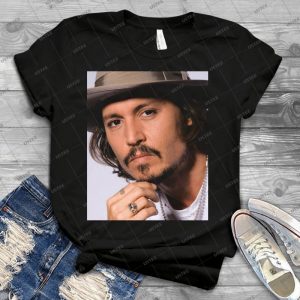 Johnny Depp - Best Unisex Trending Handmade T-shirt Gift Idea For Men T-shirt For Woman