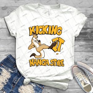 Kicking It Kanga Style - Gift Idea Shirt For Men Tee For Women Classic Retro Vintage Graphic T-Shirt
