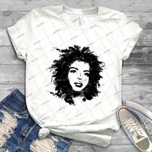 Lauryn Hill - Monochrome - - Gift Idea Shirt For Men Tee For Women Classic Retro Vintage Graphic T-Shirt
