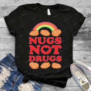 Les Crampons Ne Sont Pas Des Drogues 22 - Vintage Men's Shirt Tshirt For Women Classic Handmade Shirt Retro Graphic Tee